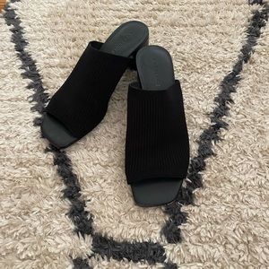 Everlane Glove Mules in Re-Knit - Black, size 8
